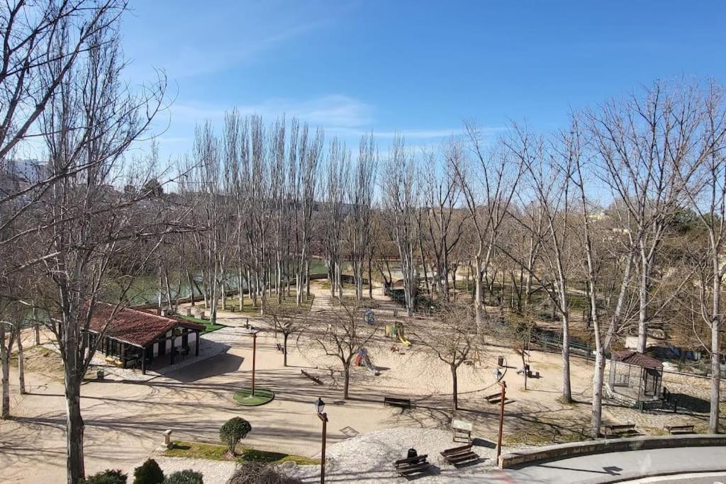 Alojamiento Centrico La Buganvilla Aranda de Duero Kültér fotó
